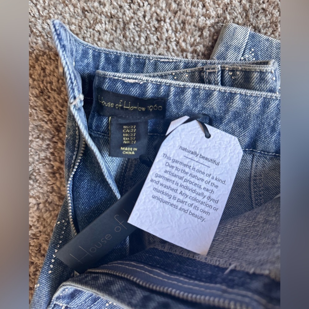 NEW WITH TAGS HOUSE OF HARLOW 1960 Rhinestone Denim Pants maya jeans. - Picture 7 of 7